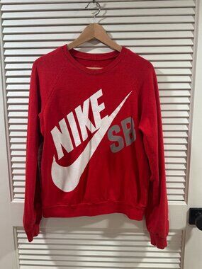 Nike SB Red Logo Sweatshirt – Size Small (Fits S/M/M+)